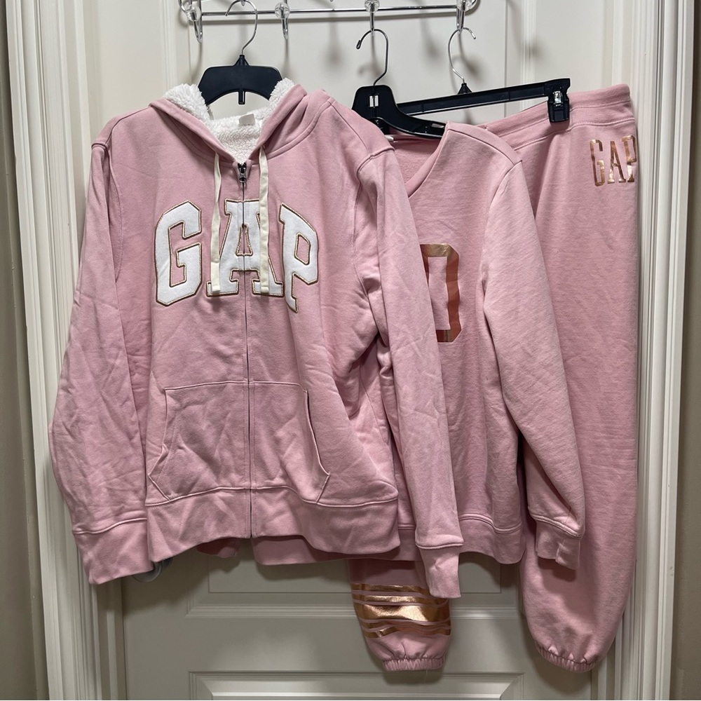 Gap 3 Piece Jogging Suit Pink and Rose Gold Sherpa Lined Jacket Size XL